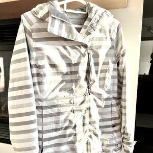 Women's Mountain Hard Wear